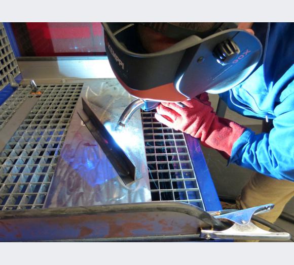 ARC: Welding Fumes, UV Radiation from Welding Are Carcinogenic